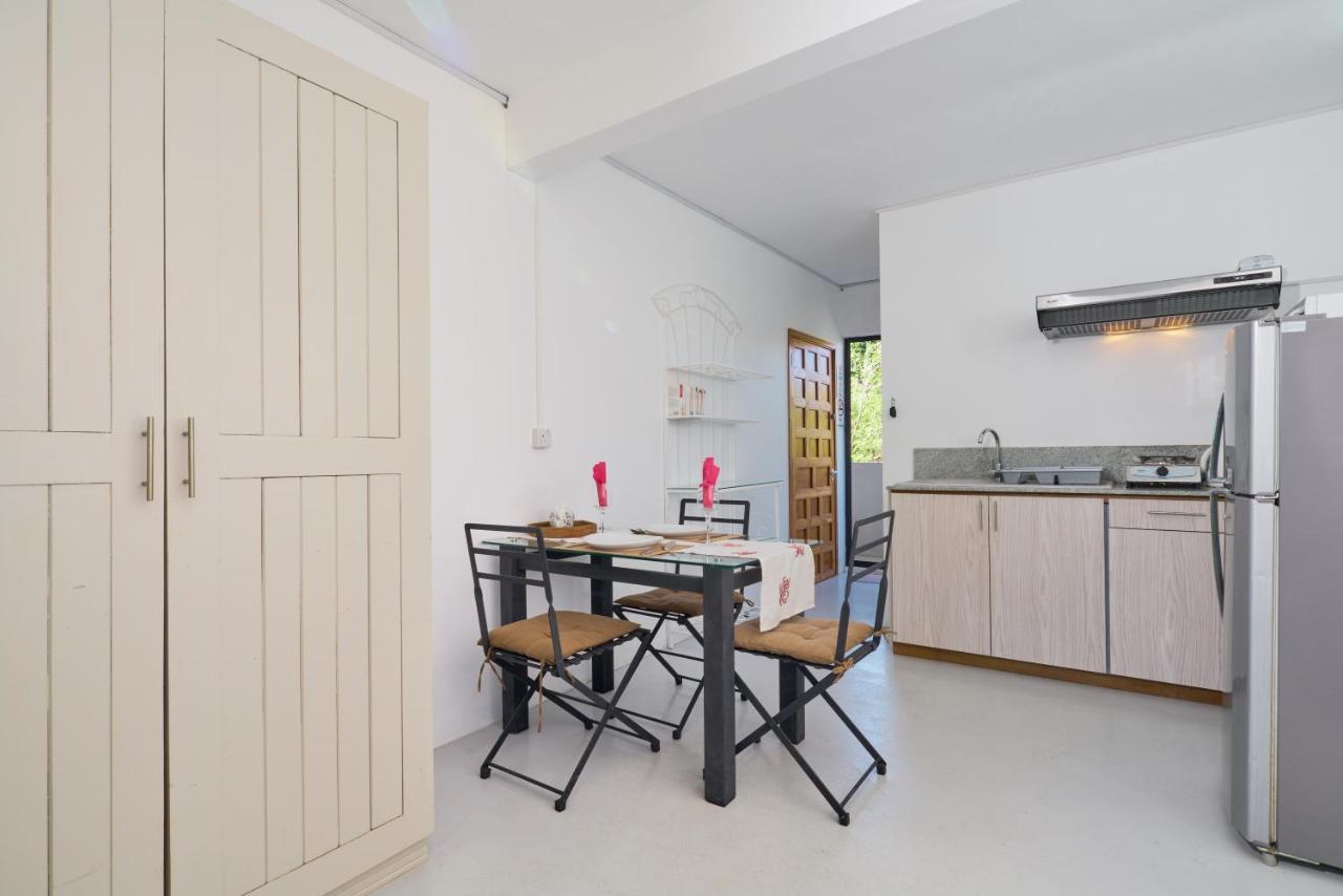 Cosy Studio #1 - Pereybere Pereybere Beach エクステリア 写真
